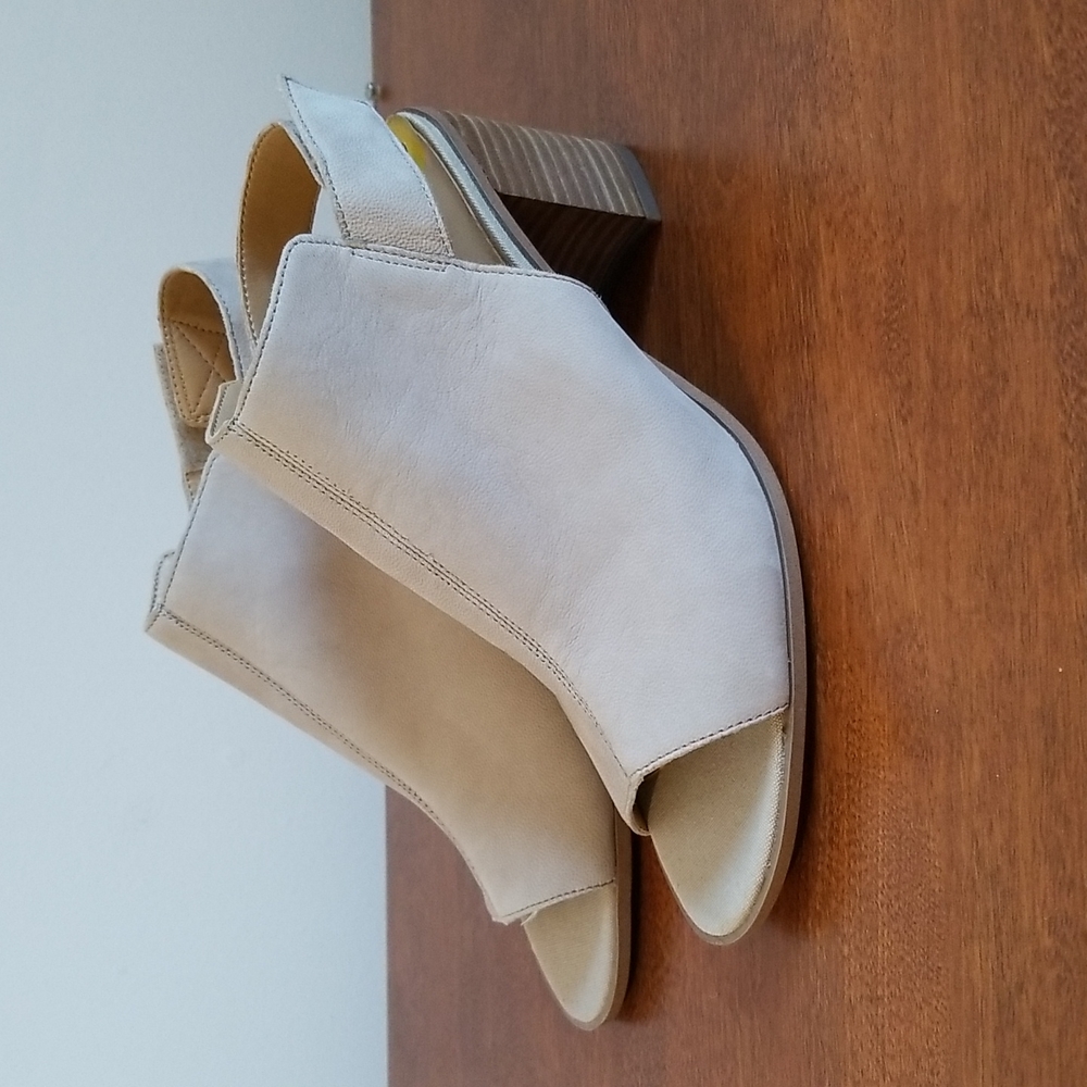 FRANCO SARTO Helix Shoes Peep Toe Block Heel Sling Back sz 8